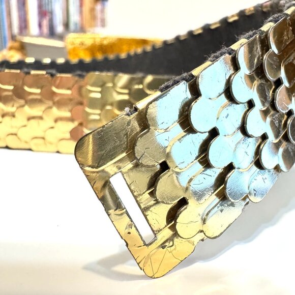 Gold-Tone Vtg  Mermaid Scale Stretch Belt Faux Green Gem Buckle 29" Adjustable - Picture 6 of 8
